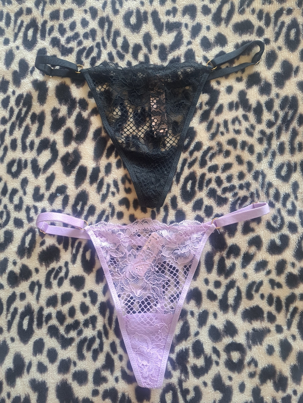 VS V-string panties bundle (M) New